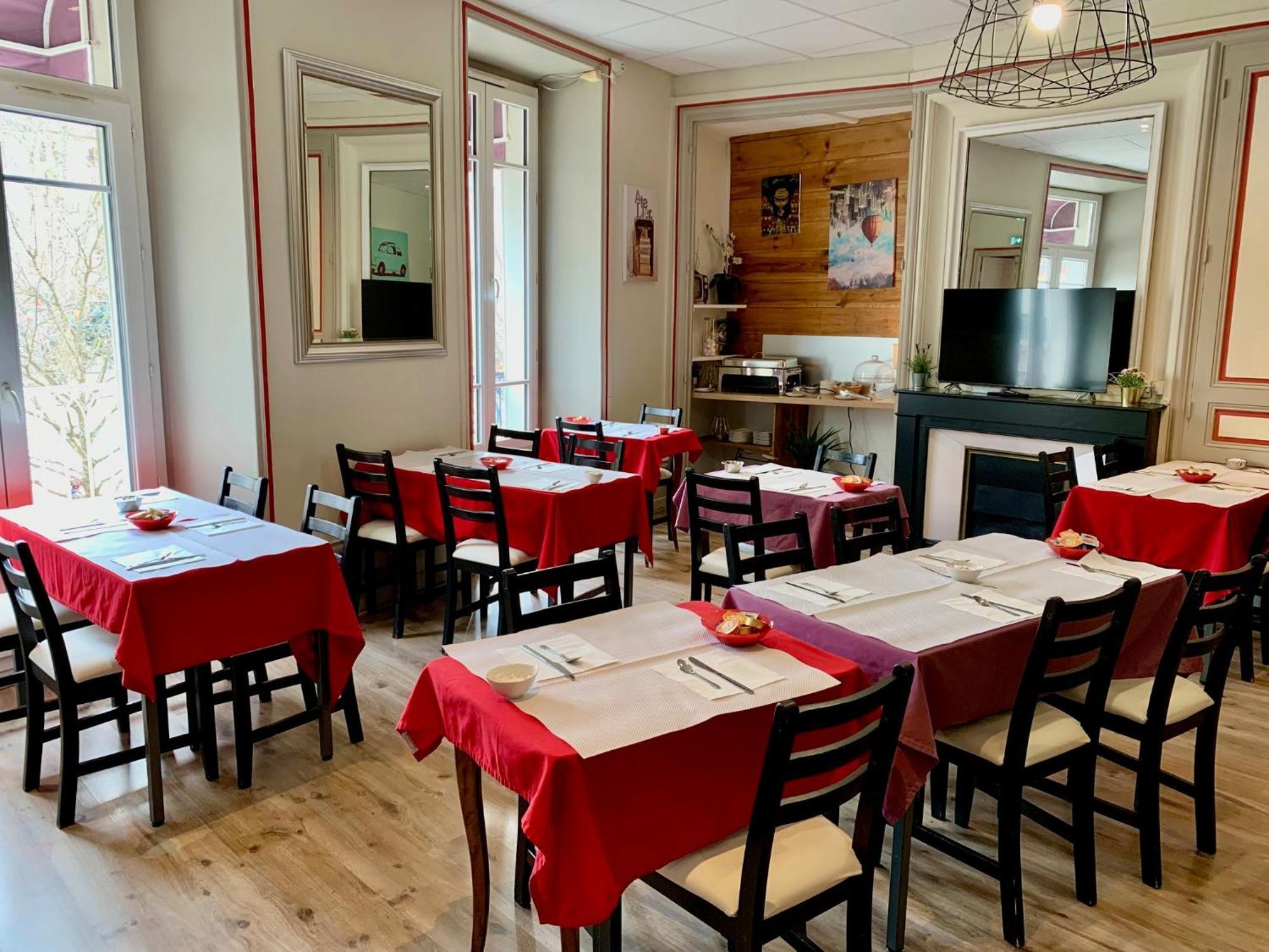 Hotel Du Midi Annonay Ngoại thất bức ảnh